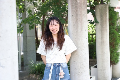 華やかなステージに立つその瞬間まで「癒し」で支えたい。
それが私のヘアメイク。