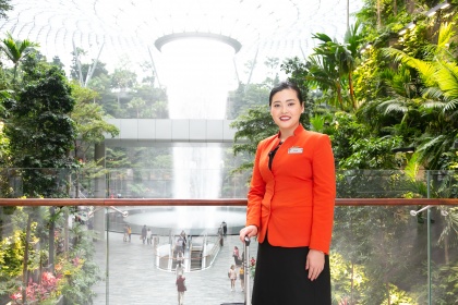 シンガポール在住。
国際線客室乗務員、アジアの空が活躍の舞台
