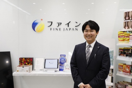 言葉の壁を越えて、国と国とをつなぐ